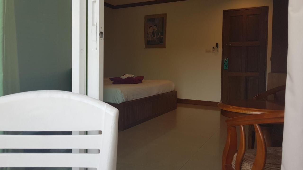 Pipikuku Hotel & Restaurant Phuket Ngoại thất bức ảnh